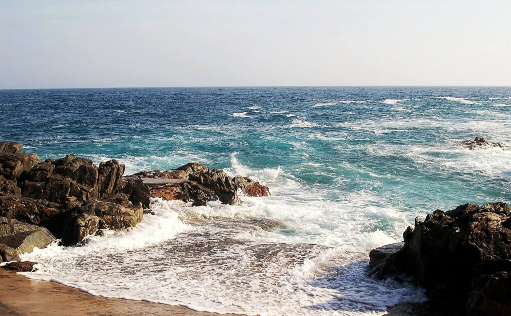 EL MEDITERRANI, EL MAR QUE ES VA ASSECAR I ES VA TORNAR OMPLIR