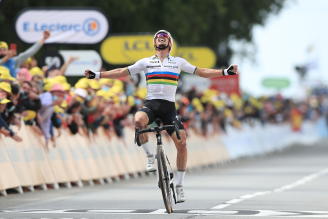 JULIAN ALAPHILIPPE SEGONA VEGADA CAMPIÓ DEL MÓN